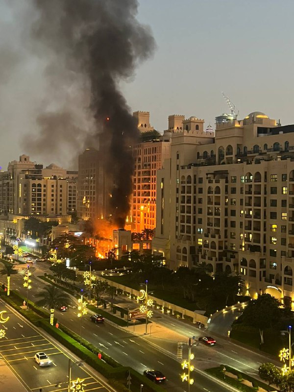 迪拜知名的棕榈岛费尔蒙酒店因未能拦截伊朗导弹袭击被住客惨留一星差评