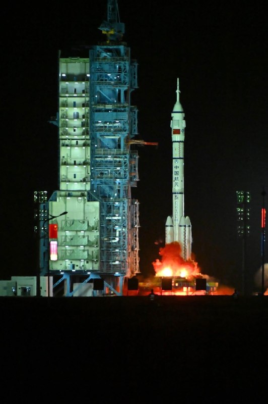 神舟23号深夜升空 国民党率台湾学子首赴现场见证中国「神舟二十三号」载人飞行任务将于24日深夜11时8分在甘肃省酒泉卫星发射中心发射，其中飞行乘组首度有来自香港的载荷专家黎家盈，成为关注话题之一