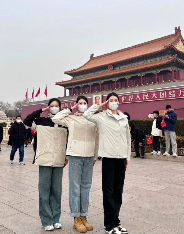 #爱国 #美女 太渴望进步了！#爱国 #美女 太渴望进步了！