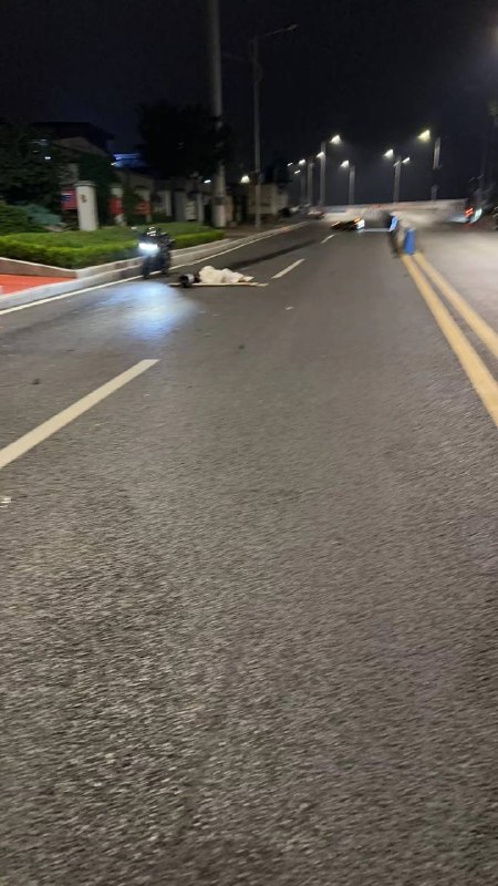 小仙女 被男朋友送走了 #女骑逝 #车祸小仙女 被男朋友送走了 #女骑逝 #车祸