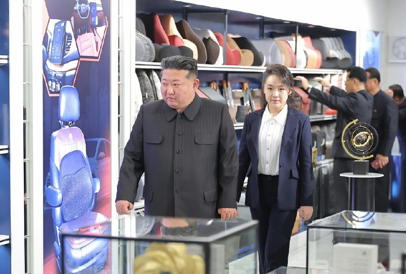 #金正恩 带 女儿 视察 即将开业的和盛地区第四期区域一些服务设施