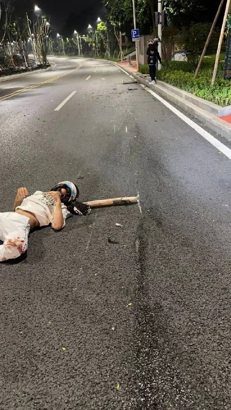 小仙女 被男朋友送走了 #女骑逝 #车祸小仙女 被男朋友送走了 #女骑逝 #车祸