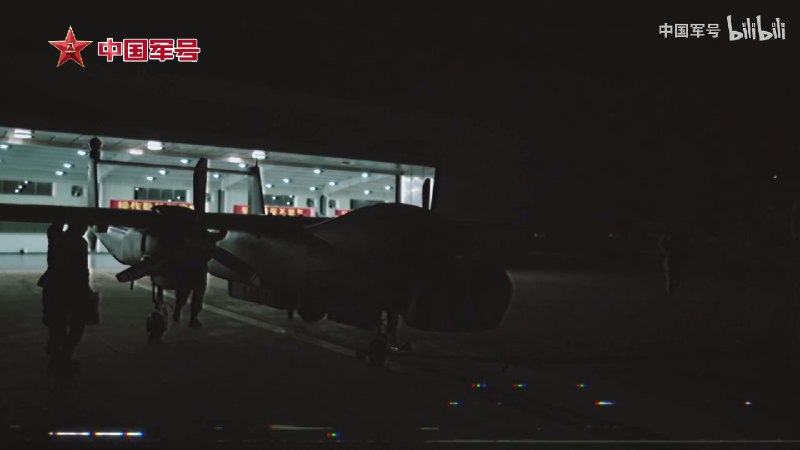 双尾蝎无人机拍摄台北101大厦感谢家人们投稿！双尾蝎无人机拍摄台北101大厦感谢家人们投稿！