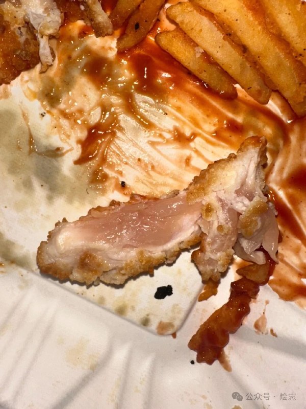 美军开饭了 简单吃点感谢家人们投稿！美军开饭了 简单吃点感谢家人们投稿！