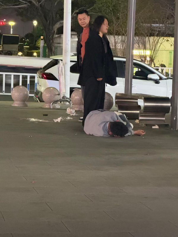 网传 广东揭阳 男同被老婆捉到 #男同 #骗婚感谢家人们投稿！网传 广东揭阳 男同被老婆捉到 #男同 #骗婚感谢家人们投稿！