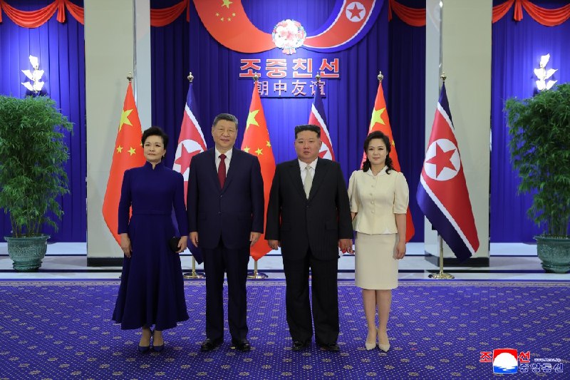 昨晚在朝鲜木兰馆举行欢迎宴会官图 #习主席 访问朝鲜 🇰🇵感谢家人们投稿！昨晚在朝鲜木兰馆举行欢迎宴会官图 #习主席 访问朝鲜 🇰🇵感谢家人们投稿！