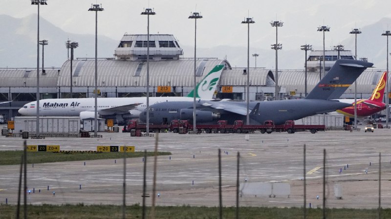 美国空军两架 C-17 （08-8204、05-5140）在 5 月 1 日和 5 月 2 日分别降落北京国际机场，为特朗普访华运送先遣物资，后续将还会有两架