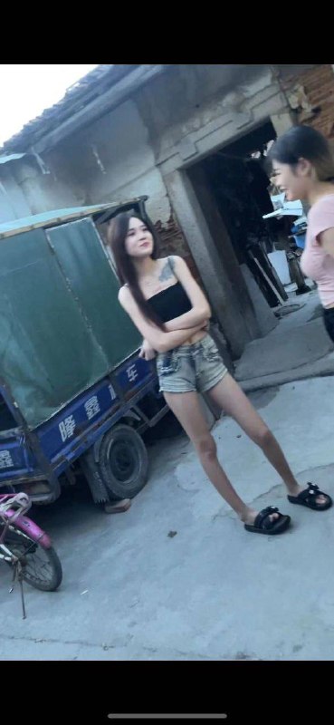 #探店🌿 爱你孤身走暗巷，爱你不贵的模样by 匿名投稿#探店🌿 爱你孤身走暗巷，爱你不贵的模样by 匿名投稿