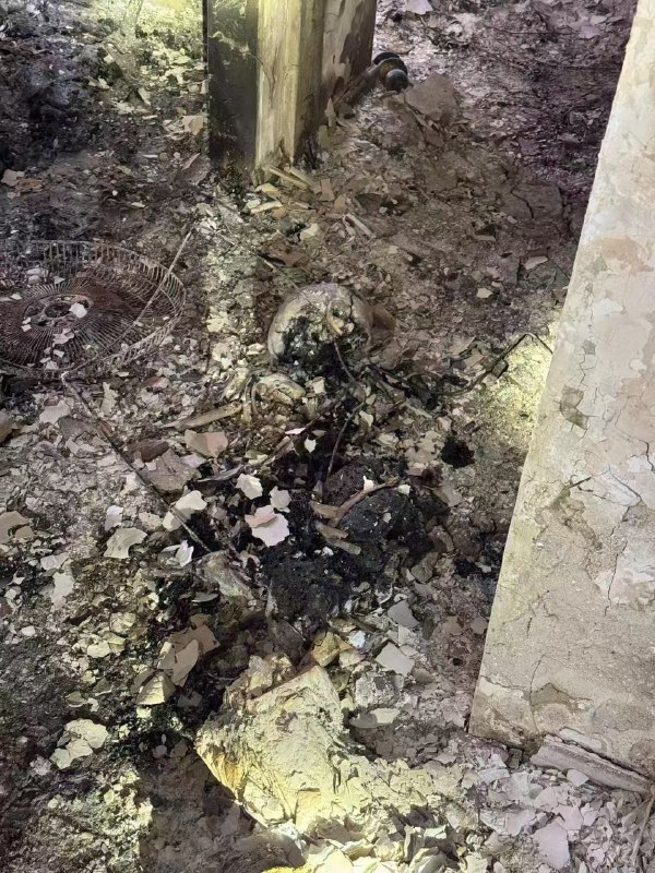 消防 及 警方 进入 #火灾 遗址 搜证 #尸体#火灾 #恐怖 香港 🇭🇰 大火 #事件 #后续#香港 #火灾 大火 最新遇难人数公布遇难者 增至151人警方 哽咽 介绍搜救进展：部分遗体化为灰烬或未必完整...感谢家人们投稿！消防 及 警方 进入 #火灾 遗址 搜证 #尸体#火灾 #恐怖 香港 🇭🇰 大火 #事件 #后续#香港 #火灾 大火 最新遇难人数公布遇难者 增至151人警方 哽咽 介绍搜救进展：部分遗体化为灰烬或未必完整...感谢家人们投稿！