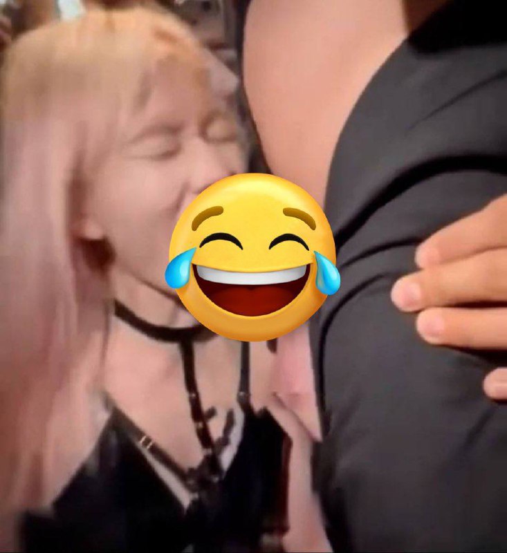 投稿：长沙解放西当众咬事件主角性别实为女性 并曾在教育行业任职 之前各种女权辟谣说是男扮女装和ts变性人感谢 Carriie  投稿！投稿：长沙解放西当众咬事件主角性别实为女性 并曾在教育行业任职 之前各种女权辟谣说是男扮女装和ts变性人感谢 Carriie  投稿！