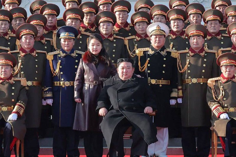 #金正恩 为 女儿 打造接班人形象 #图片#金正恩 为 女儿 打造接班人形象 #图片