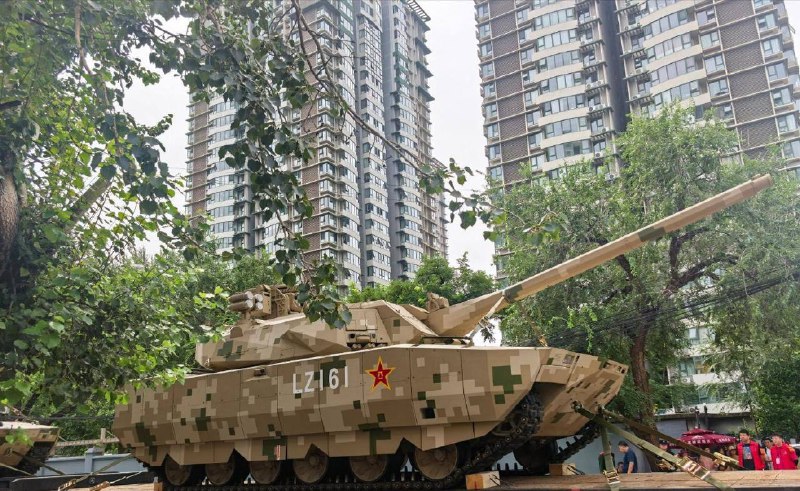 2025年 #阅兵 部队 彩排 ！ 狗汉奸 敢过来吗？感谢来自某频道的投稿！2025年 #阅兵 部队 彩排 ！ 狗汉奸 敢过来吗？感谢来自某频道的投稿！