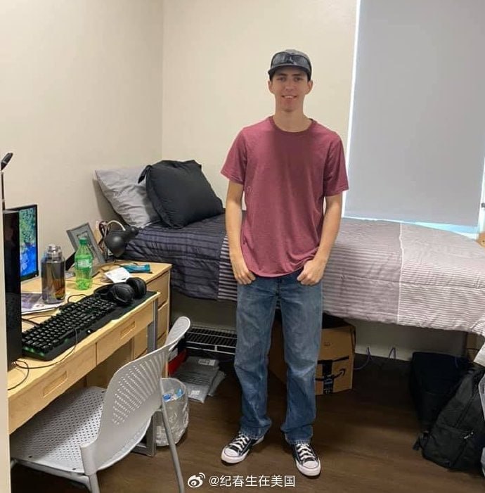 枪杀Charlie Kirk的嫌犯，22岁的Tyler Robinson