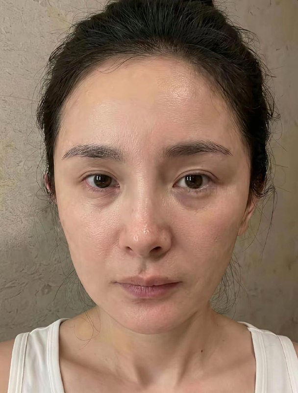 #杨幂 大方晒出自己的 素颜照感谢家人们投稿！#杨幂 大方晒出自己的 素颜照感谢家人们投稿！