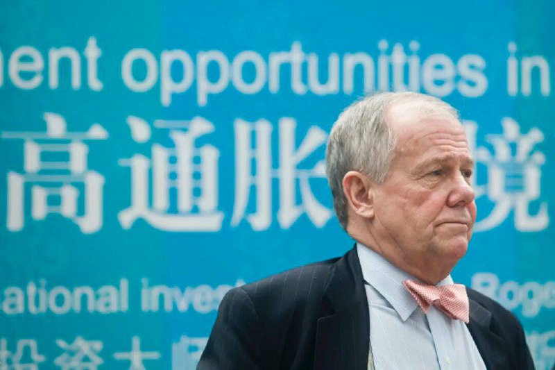 曾准确预测1987年全球股灾和2008年美国次贷危机，84岁“商品大王”：我清空了美股，但绝不会卖掉金银铜在全球金融局势波谲云诡的2026年开年，现年84岁的“商品大王”吉姆·罗杰斯（Jim Rogers）给出了他的生存指南