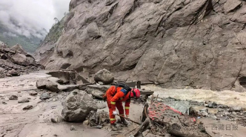 吉隆口岸泥石流灾害：口岸大楼仅剩钢筋骨架，7 人遇难 544 人失联8 月 26 日上午，因尼泊尔一侧发生泥石流，造成西藏日喀则市吉隆县吉隆口岸重大人员伤亡
