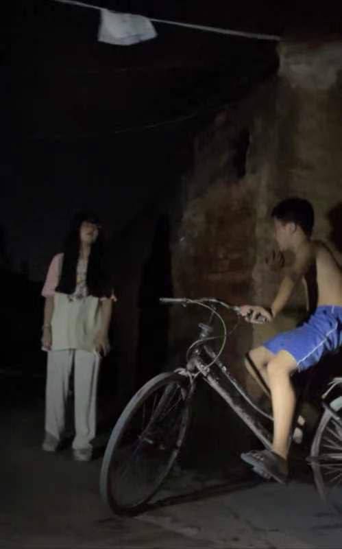 #探店🌿 爱你孤身走暗巷，爱你不贵的模样by 匿名投稿#探店🌿 爱你孤身走暗巷，爱你不贵的模样by 匿名投稿