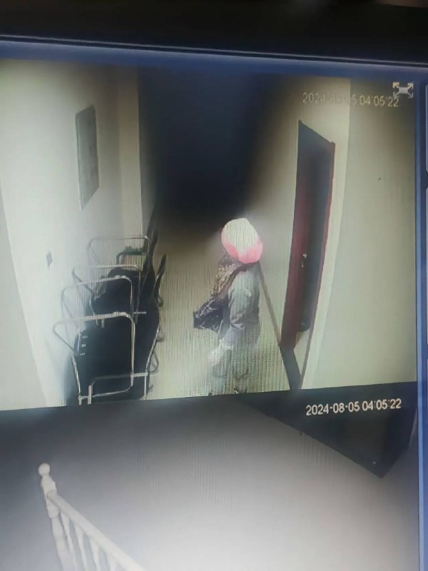 8月5日凌晨4时左右,孩子睡梦中在兰州大奔机电设备有限公司员工宿舍内被伪装打扮的同事 #割喉 出事后,公司不闻不问,医药费家属自付,嫌犯潜逃后被抓获,公安机关人故意伤害罪对其进行十日治安拘留by 匿名投稿8月5日凌晨4时左右,孩子睡梦中在兰州大奔机电设备有限公司员工宿舍内被伪装打扮的同事 #割喉 出事后,公司不闻不问,医药费家属自付,嫌犯潜逃后被抓获,公安机关人故意伤害罪对其进行十日治安拘留by 匿名投稿