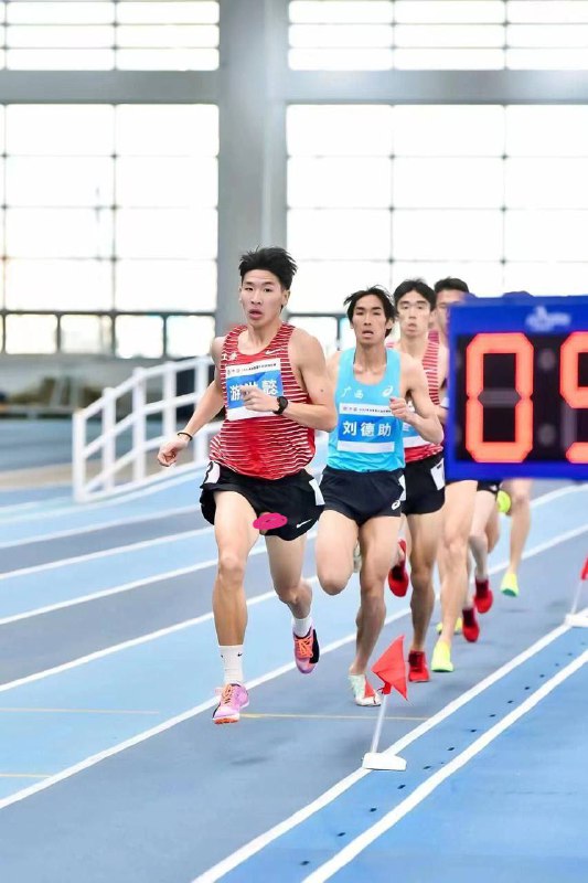 #比赛 #马拉松 意外 甩出大雕#比赛 #马拉松 意外 甩出大雕