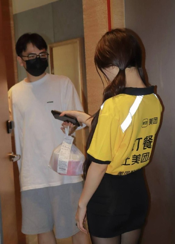 #外卖媛 #美团 还让不认人专心食外卖了？#外卖媛 #美团 还让不认人专心食外卖了？