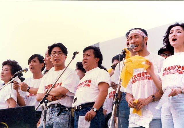 1989年5月27日，香港【民主歌声献中华】#六四 #历史1989年5月27日，香港【民主歌声献中华】#六四 #历史