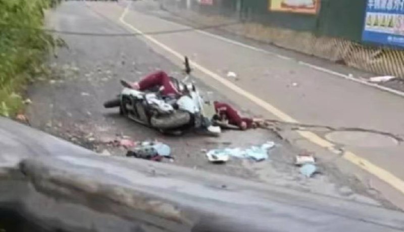 #行车记录仪 视角（补充）江西 赣州 #塔吊 #砸人 #事故 👉 查看 👈#行车记录仪 视角（补充）江西 赣州 #塔吊 #砸人 #事故 👉 查看 👈