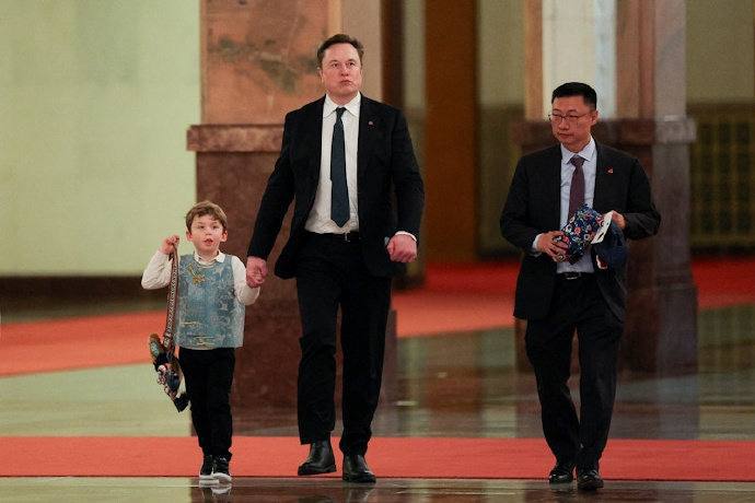 小马总参加国宴穿的汉服要卖爆了目前显示收藏数3000感谢家人们投稿！小马总参加国宴穿的汉服要卖爆了目前显示收藏数3000感谢家人们投稿！