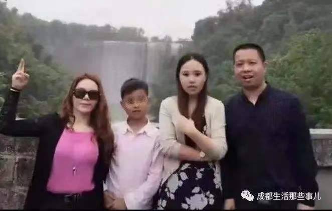 #重庆姐弟坠亡案  #叶城尘 整容前的样子， 整容前真心丑，家里在长寿开葛兰镇开食品厂的，重庆顺泰食品有限公司