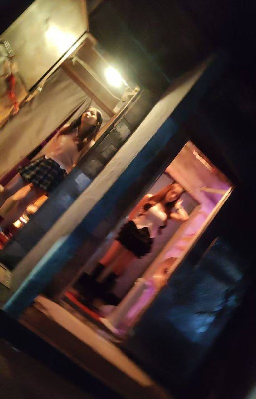 #站街女 这是哪里啊？质量不错，在线等，急！ #美女 #鸡 🐔群里兄弟认出来了，说是长沙的玉兰路那边#长沙 #卖淫感谢家人们投稿！#站街女 这是哪里啊？质量不错，在线等，急！ #美女 #鸡 🐔群里兄弟认出来了，说是长沙的玉兰路那边#长沙 #卖淫感谢家人们投稿！