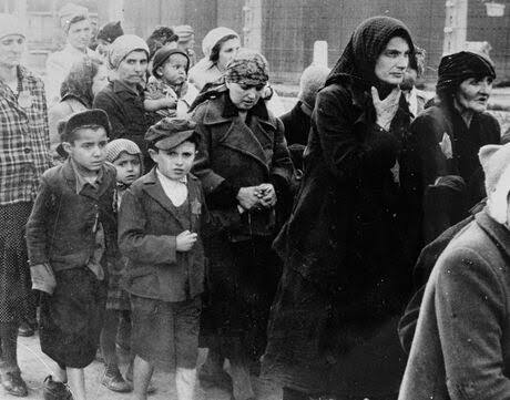 #德国纳粹时期当我的家人被送到毒气室时，世界一片寂静