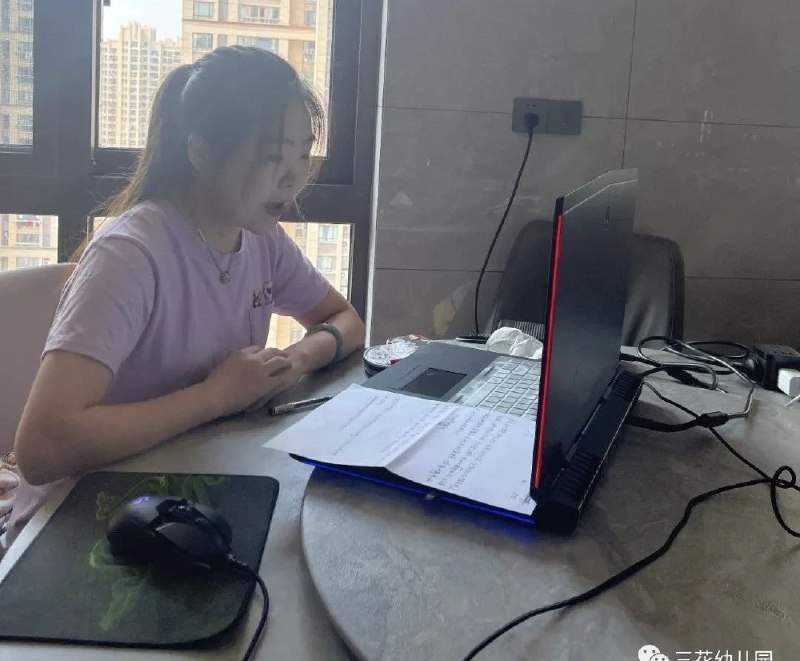 谁在约 任思佳 老师 #聊天记录 #约炮 穿帮了 ！ #鸡感谢家人们投稿！谁在约 任思佳 老师 #聊天记录 #约炮 穿帮了 ！ #鸡感谢家人们投稿！