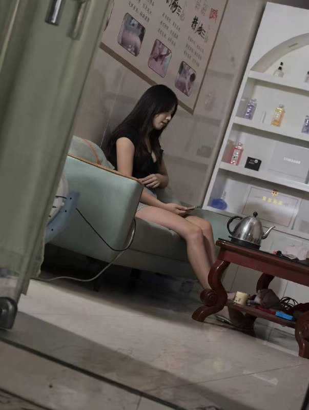 好久没有走过那条街 #鸡 #扫街 #图 #探店 #站街女 都是好女孩感谢家人们投稿！好久没有走过那条街 #鸡 #扫街 #图 #探店 #站街女 都是好女孩感谢家人们投稿！