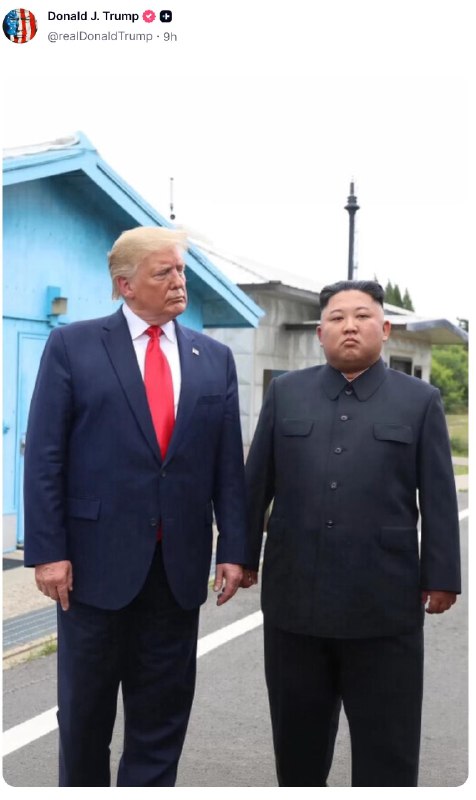 特朗普社交媒体晒与金正恩合影 再次释放对话信号美国总统特朗普24日在社交平台“真实社交”（Truth Social）上接连发布三张与朝鲜国务委员会委员长金正恩的合影，再次释放重启朝美对话的信息