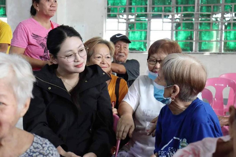 #菲律宾 🇵🇭华人市长被停职调查