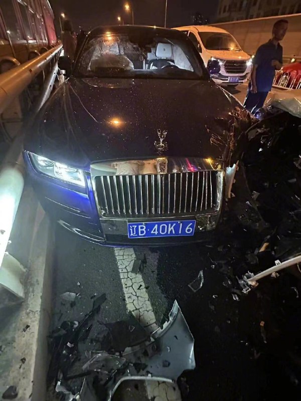 #劳斯莱斯 #车祸 💰🤏#劳斯莱斯 #车祸 💰🤏