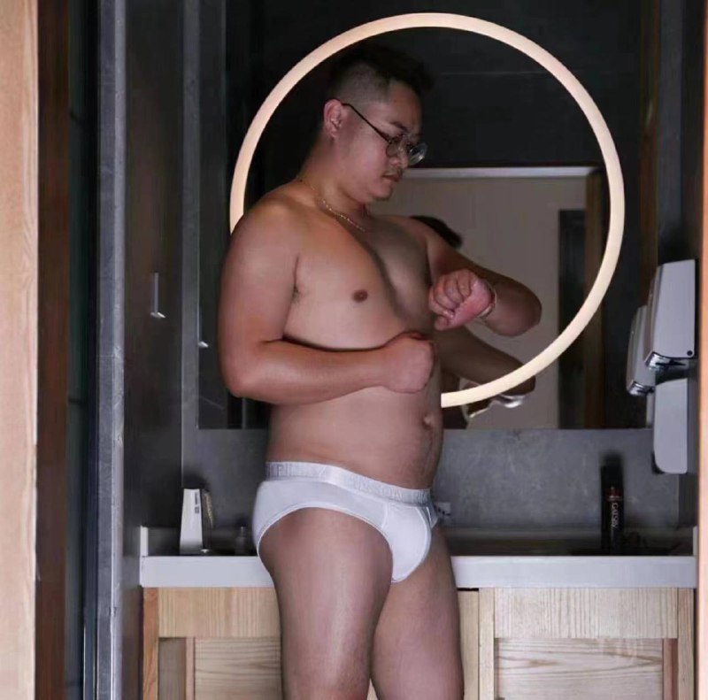 补充这个死胖子，以后绝不能让他参加了！见一次捅他屁眼一次！😡杭州 六男 开impart拼刺刀淫乱, 被同行举报逮捕, 收缴拳交膏一盒! #同性恋 #gay #判决书 #男同 “聚众淫乱案”补充这个死胖子，以后绝不能让他参加了！见一次捅他屁眼一次！😡杭州 六男 开impart拼刺刀淫乱, 被同行举报逮捕, 收缴拳交膏一盒! #同性恋 #gay #判决书 #男同 “聚众淫乱案”