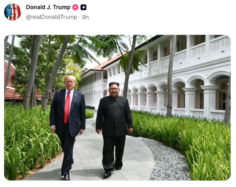 特朗普社交媒体晒与金正恩合影 再次释放对话信号美国总统特朗普24日在社交平台“真实社交”（Truth Social）上接连发布三张与朝鲜国务委员会委员长金正恩的合影，再次释放重启朝美对话的信息