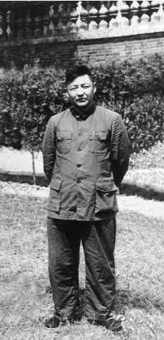 1950年，习仲勋（习近平父亲）在西北局期间