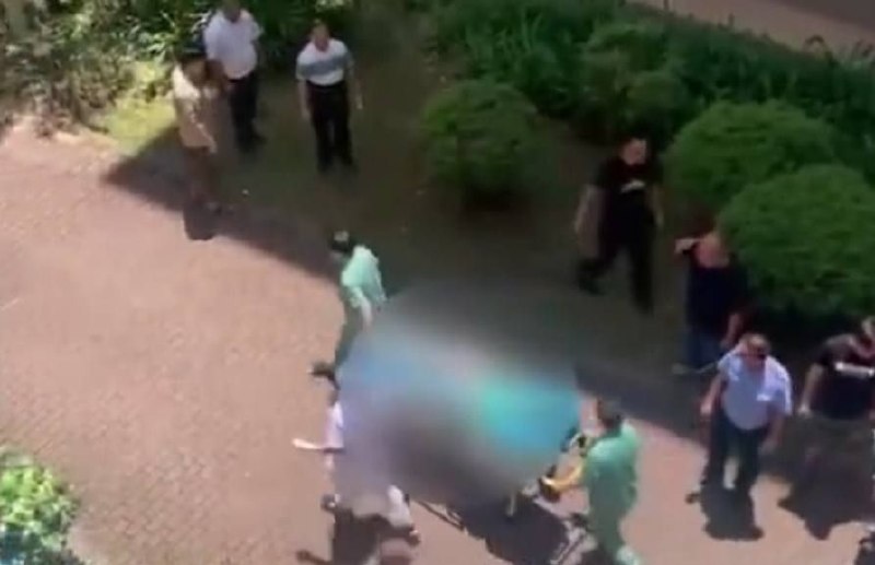 图啥呢，搞不懂感谢家人们投稿！图啥呢，搞不懂感谢家人们投稿！
