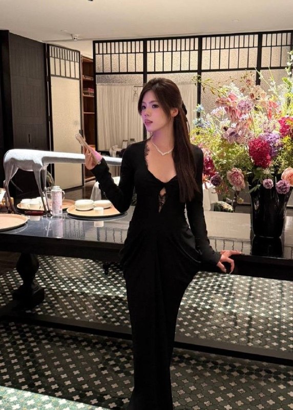 #养虾狂潮 #OpenClaw灰产 #高端外围乱象 #暗语交易 #软色情陷阱 #警方雷霆出击【暗黑产业链曝光】🦞“上门安装小龙虾”竟是外围暗号！养虾狂潮席卷全国，灰色产业趁机疯狂敛财——高端外围借“虾”还魂，明码标价空降上门🍚表面是水产服务，背地搞色情交易，一条龙包装堪称影帝级操作！【卧底扒皮实锤】🔥记者暗访揭穿“OpenClaw”遮羞布：预约下单、等级分档、暗语对接，连“虾缸调试”都成卖淫代名词！打着创业风口旗号，实则拉皮条日进斗金💰受害女生被诱导入局，深陷软色情陷阱难脱身！【监管部门出手】🚨新型违法形态引全网震怒！网友怒斥：“别糟蹋小龙虾！”多地警方雷霆收网，铲除黑灰产链条⚡️养虾可以，养“外围”不行感谢家人们投稿！#养虾狂潮 #OpenClaw灰产 #高端外围乱象 #暗语交易 #软色情陷阱 #警方雷霆出击【暗黑产业链曝光】🦞“上门安装小龙虾”竟是外围暗号！养虾狂潮席卷全国，灰色产业趁机疯狂敛财——高端外围借“虾”还魂，明码标价空降上门🍚表面是水产服务，背地搞色情交易，一条龙包装堪称影帝级操作！【卧底扒皮实锤】🔥记者暗访揭穿“OpenClaw”遮羞布：预约下单、等级分档、暗语对接，连“虾缸调试”都成卖淫代名词！打着创业风口旗号，实则拉皮条日进斗金💰受害女生被诱导入局，深陷软色情陷阱难脱身！【监管部门出手】🚨新型违法形态引全网震怒！网友怒斥：“别糟蹋小龙虾！”多地警方雷霆收网，铲除黑灰产链条⚡️养虾可以，养“外围”不行感谢家人们投稿！