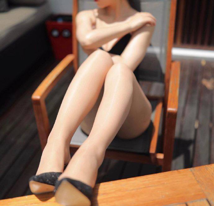 #骚鸡 🌿 #美女图by 匿名投稿#骚鸡 🌿 #美女图by 匿名投稿