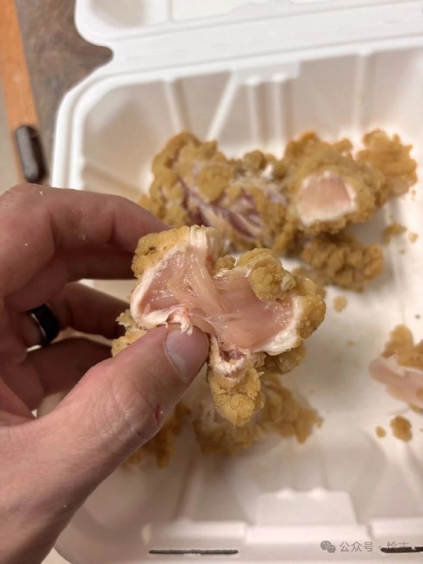美军开饭了 简单吃点感谢家人们投稿！美军开饭了 简单吃点感谢家人们投稿！