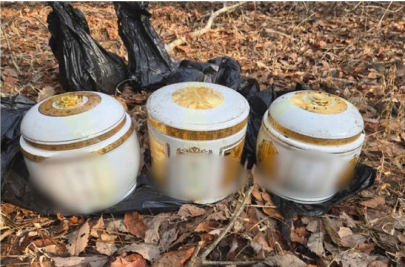 #韩国 新闻：韩国济州岛惊现“骨灰 绑架案” 中国 籍嫌犯勒索28亿被全球通缉！2月24日凌晨1时许，地点位于济州市内一座知名寺庙的骨灰堂（봉안당）