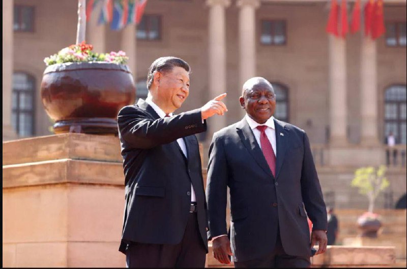 习总书记给南非总统拉马福萨指明了方向！👍#习近平 #大国风范 #金砖峰会 #南非