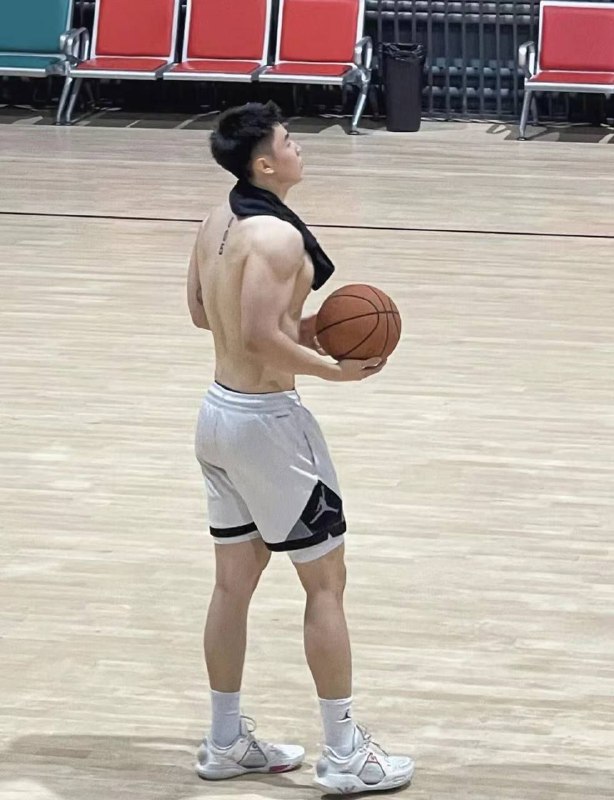 #女生福利 #健美 #肌肉男 自律 💪感谢 騷雞用戶已註銷  投稿！#女生福利 #健美 #肌肉男 自律 💪感谢 騷雞用戶已註銷  投稿！