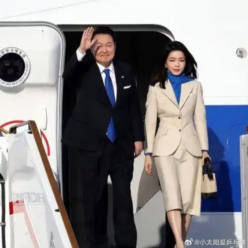 韩检方要求判尹锡悦死刑韩国检方在庭审中，对前总统尹锡悦提出了死刑的量刑请求，同时还要求对前国防部长判处无期徒刑