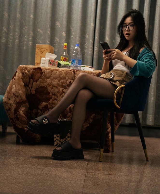 好久没有走过那条街 #鸡 #扫街 #图 #探店 #站街女 都是好女孩感谢家人们投稿！好久没有走过那条街 #鸡 #扫街 #图 #探店 #站街女 都是好女孩感谢家人们投稿！