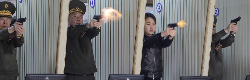 朝鲜劳动党总书记、朝鲜民主主义人民共和国国务委员长金正恩同志 3 月 11 日视察第二经济委员会所属重要军工厂，了解了军火生产情况