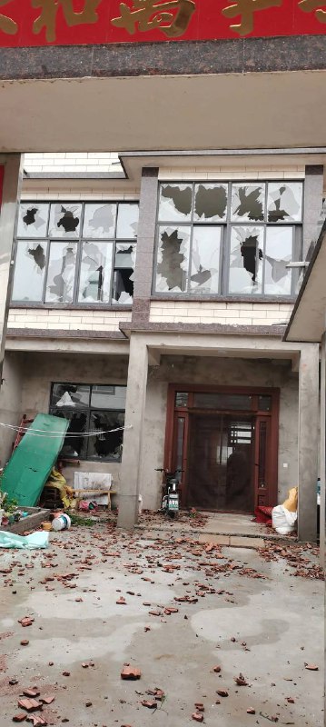 7.17晚上江苏连云港赣榆罗阳、东海县  #龙卷风🌪️by 匿名投稿7.17晚上江苏连云港赣榆罗阳、东海县  #龙卷风🌪️by 匿名投稿