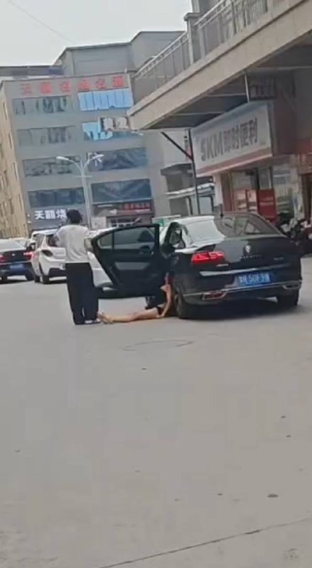 山东菏泽市东明县，女出轨男把女杀了然后男自杀山东菏泽市东明县，女出轨男把女杀了然后男自杀